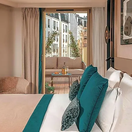 Barnett Hotel 4*